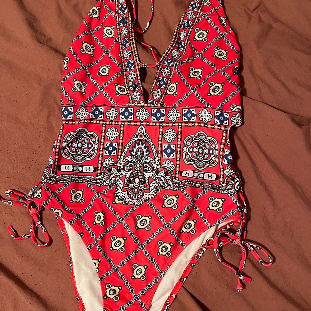 Cupshe one piece swimsuit